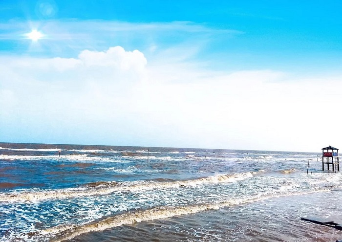 Khám phá vẻ đẹp hoang sơ của biển Ngọc Thạnh Phú Bến Tre